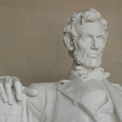 Abraham Lincoln statue